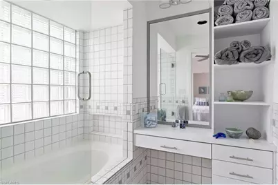 479 Lagoon Dr, Sanibel, FL 33957 - Photo 27