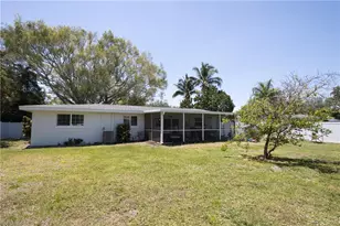 1327 Sunbury Dr, Fort Myers, FL 33901 - Photo 23