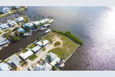 2639 Second St, Matlacha, FL 33993 - Photo 17