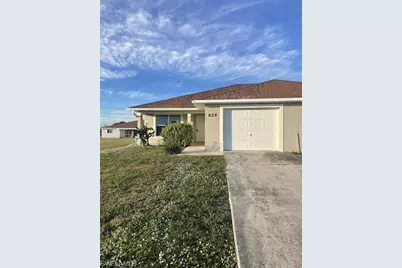829 NE 15th Ln, Cape Coral, FL 33909 - Photo 1