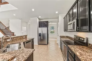 2664 Brightside Ct S, Cape Coral, FL 33991 - Photo 9