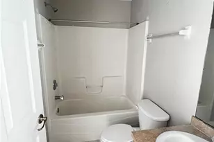 1019 SE 11th St, Cape Coral, FL 33990 - Photo 7