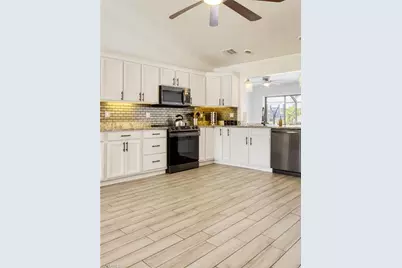 5233 SW 11th Ct, Cape Coral, FL 33914 - Photo 15