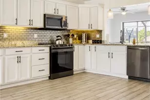 5233 SW 11th Ct, Cape Coral, FL 33914 - Photo 15