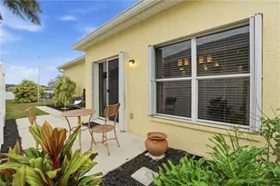 10711 Maui Cir, Estero, FL 33928 - Photo 27