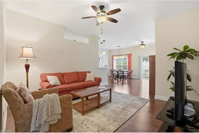 10711 Maui Cir, Estero, FL 33928 - Photo 5