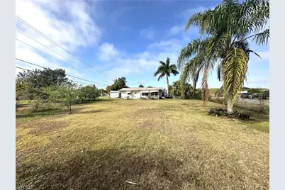 100 Davis Rd, Lehigh Acres, FL 33936 - Photo 31