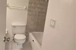 4513 SW 8th Ct, Cape Coral, FL 33914 - Photo 5