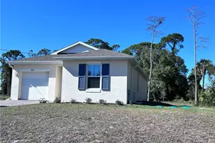 3035 Harvard Cir, Labelle, FL 33935 - Photo 3