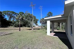 3035 Harvard Cir, Labelle, FL 33935 - Photo 5