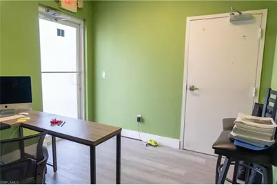 1010 NE 8th St #11, Cape Coral, FL 33909 - Photo 5