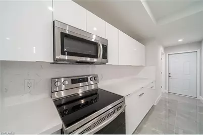 317 NW 13th Ter, Cape Coral, FL 33993 - Photo 5