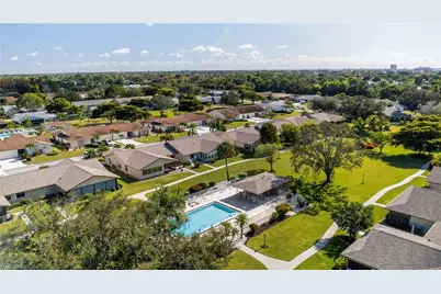 5679 Balkan Ct, Fort Myers, FL 33919 - Photo 31