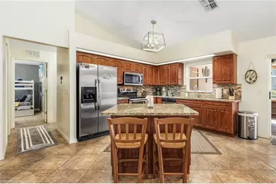 1822 SW 1st Ave, Cape Coral, FL 33991 - Photo 7