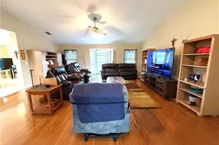 2800 Rustic Ln, North Fort Myers, FL 33917 - Photo 3