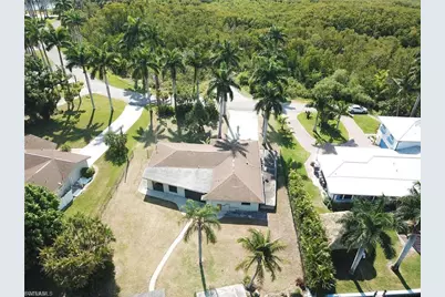 5211 Lake Caloosa Dr, Fort Myers, FL 33905 - Photo 15