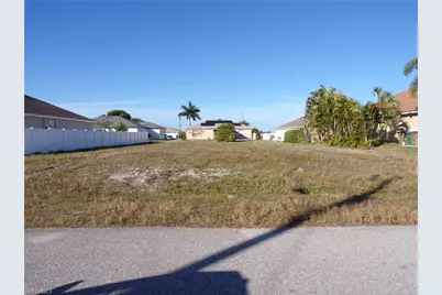 105 NW 9th Ter, Cape Coral, FL 33993 - Photo 1