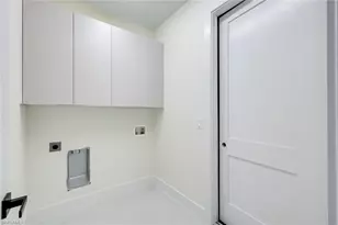 2212 NE 5th Pl, Cape Coral, FL 33909 - Photo 25