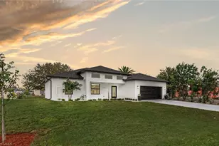 2212 NE 5th Pl, Cape Coral, FL 33909 - Photo 1