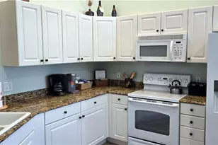 12100 Summergate Cir, Fort Myers, FL 33913 - Photo 15