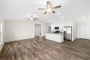 2824 NE 2nd Ave, Cape Coral, FL 33909 - Photo 23