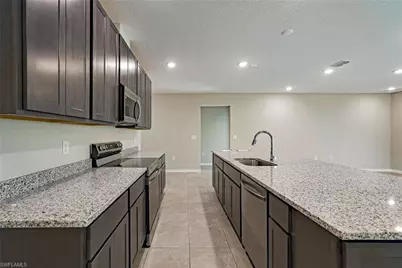 4012 10th St SW, Lehigh Acres, FL 33976 - Photo 29