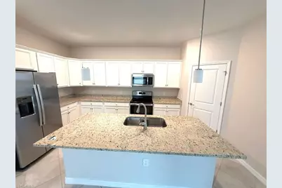 14579 Palamos Cir, Fort Myers, FL 33905 - Photo 5