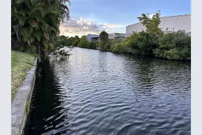 1431-1433 SE 10th Ter, Cape Coral, FL 33990 - Photo 5