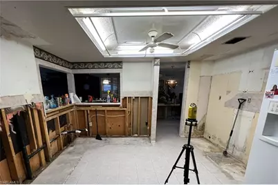 2201 Parkview Dr, Fort Myers, FL 33905 - Photo 7