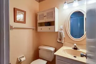 65 Fairbanks Ct, Fort Myers, FL 33919 - Photo 5