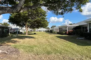 1335 Broadwater Dr, Fort Myers, FL 33919 - Photo 3