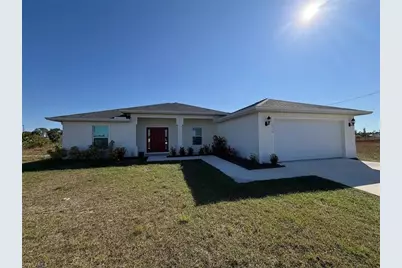 1018 Vogiantzis Pkwy, Cape Coral, FL 33909 - Photo 1