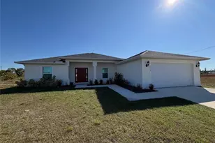 1018 Vogiantzis Pkwy, Cape Coral, FL 33909 - Photo 1