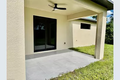 1122 Craft St E, Lehigh Acres, FL 33974 - Photo 25