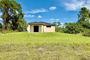 1122 Craft St E, Lehigh Acres, FL 33974 - Photo 29