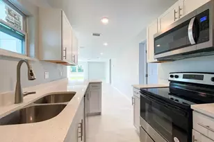 2401-2403 Joe Ave S, Lehigh Acres, FL 33973 - Photo 17