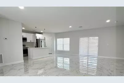 825 Porter St E, Lehigh Acres, FL 33974 - Photo 7