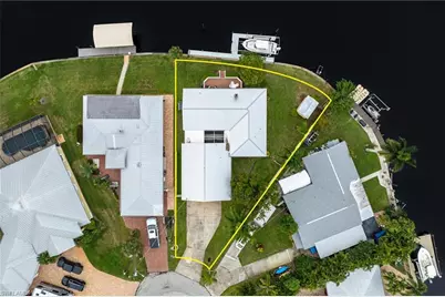 2008 Aruba Ave, Fort Myers, FL 33905 - Photo 7