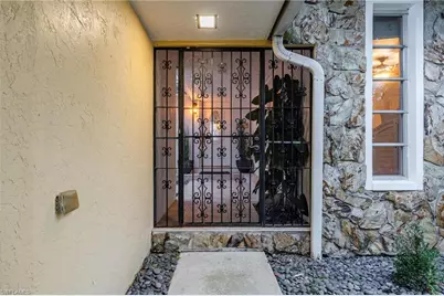 2008 Aruba Ave, Fort Myers, FL 33905 - Photo 15