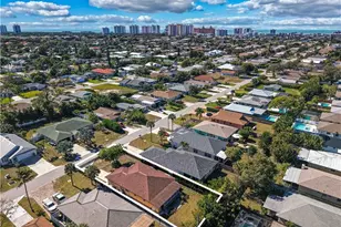 759 96th Ave N, Naples, FL 34108 - Photo 3