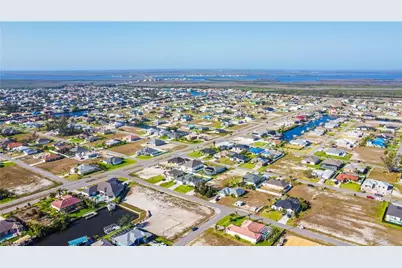 14 NW 35th Ave, Cape Coral, FL 33993 - Photo 11
