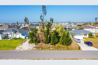 14 NW 35th Ave, Cape Coral, FL 33993 - Photo 7