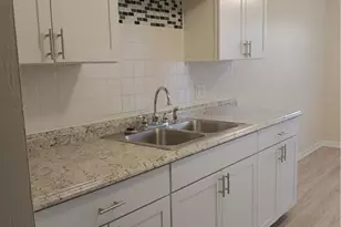 4705 SE 4th Pl, Cape Coral, FL 33904 - Photo 9