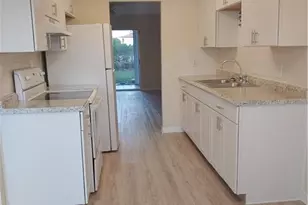 4705 SE 4th Pl, Cape Coral, FL 33904 - Photo 15