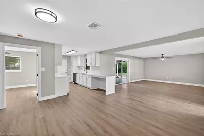 2230 Aldridge Ave, Fort Myers, FL 33907 - Photo 7
