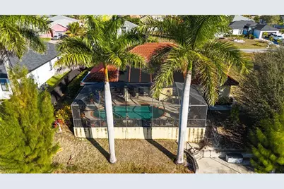 1804 SW 2nd St, Cape Coral, FL 33991 - Photo 37