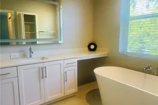 7078 Venice Way, Naples, FL 34119 - Photo 7