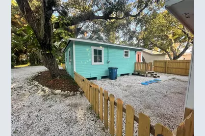 784 Oak St, Fort Myers Beach, FL 33931 - Photo 23