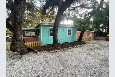 784 Oak St, Fort Myers Beach, FL 33931 - Photo 21