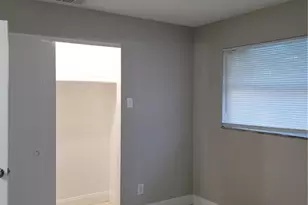 2241 Euclid Ave, Fort Myers, FL 33901 - Photo 11